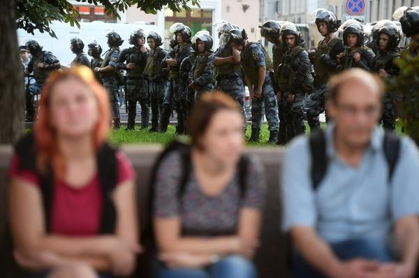 Протесты в Москве не утихают. Что заставляет успешных людей выходить снова и снова?